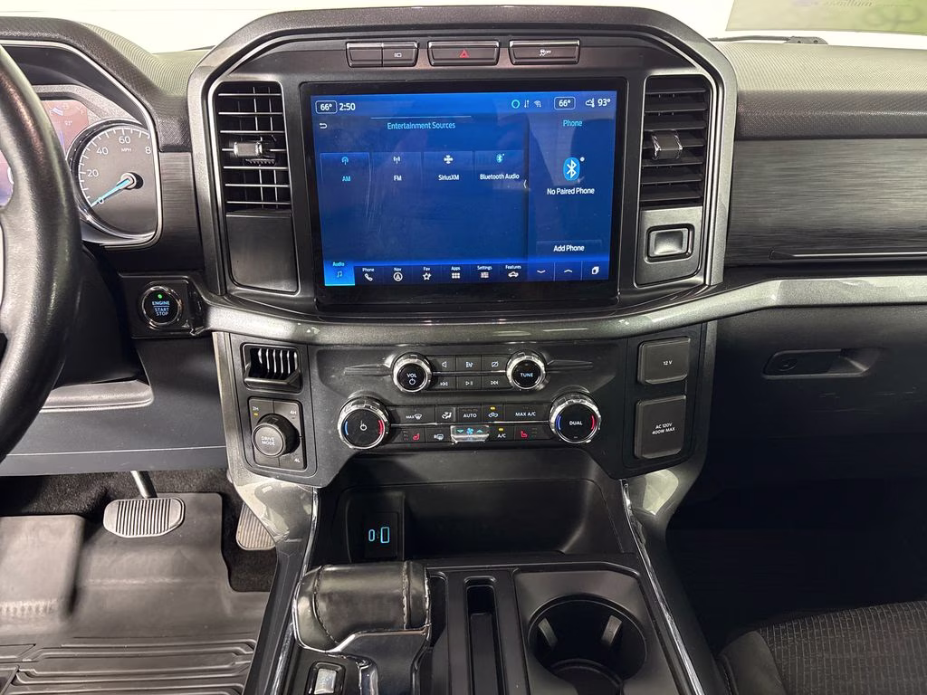 2022 Oxford White Ford F-150 XLT 4X4 Truck