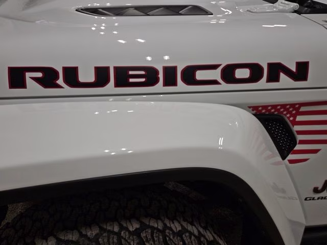 2021 Bright White Clearcoat Jeep Gladiator Rubicon 4X4 Truck