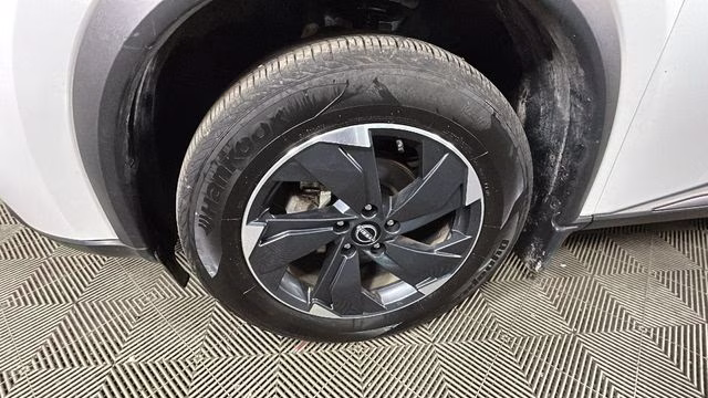 2024 Everest White Pearl Nissan Rogue SV AWD SUV