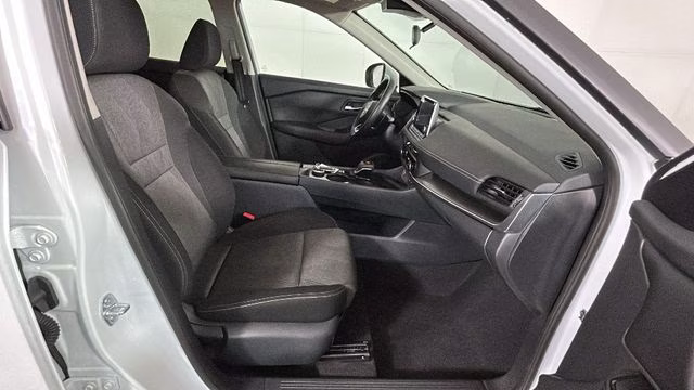 2024 Everest White Pearl Nissan Rogue SV AWD SUV