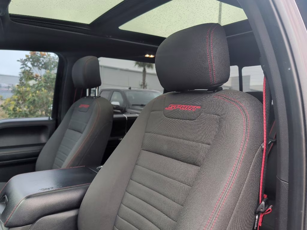 2019 Magma Red Metallic Ford F-150 XLT 4X4 Truck