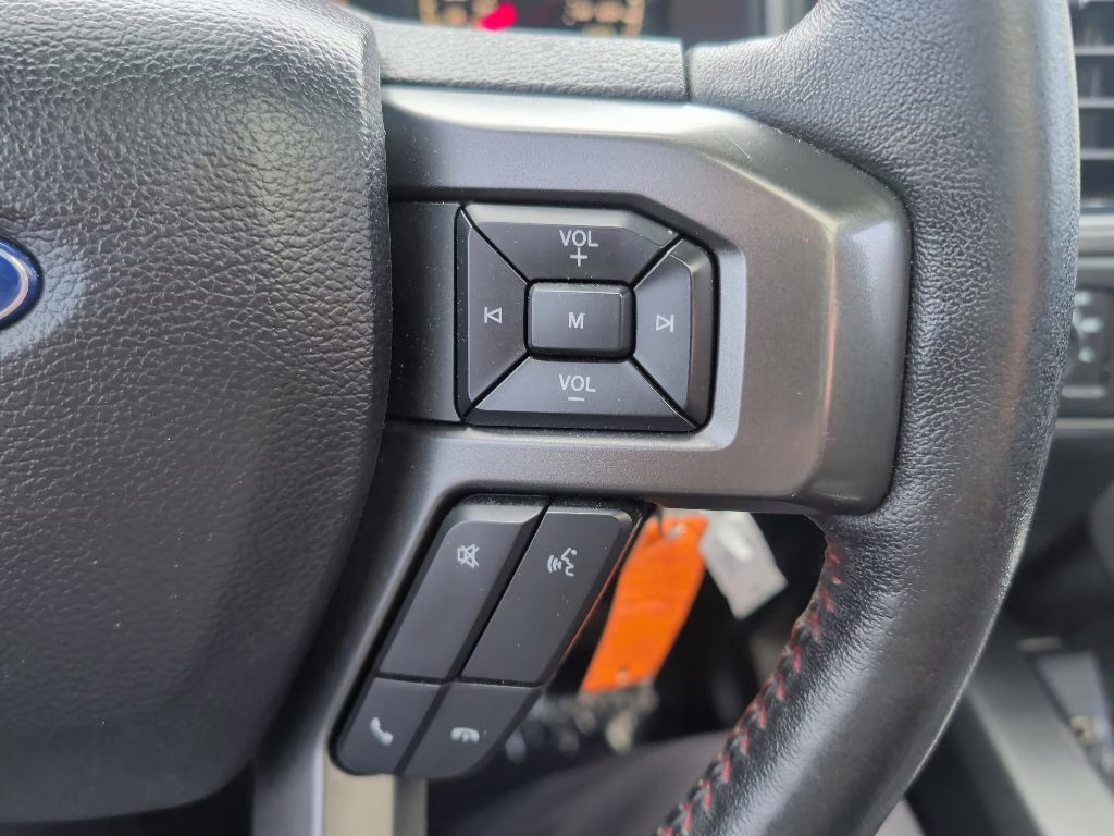 2019 Magma Red Metallic Ford F-150 XLT 4X4 Truck