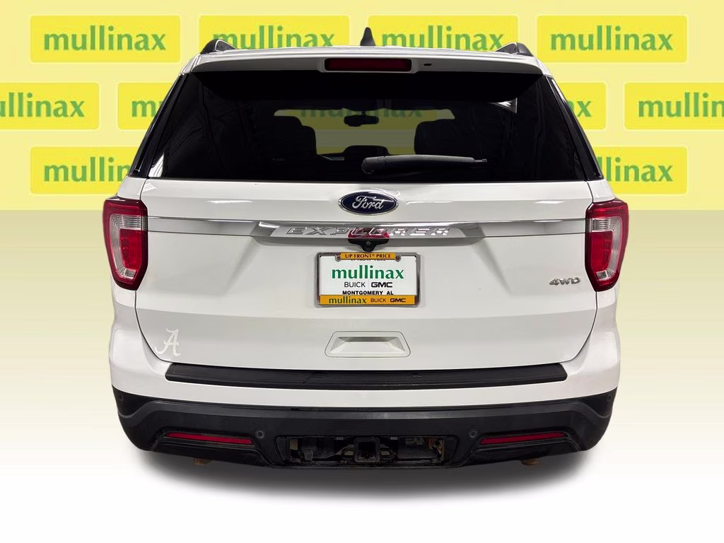 2018 Oxford White Ford Explorer Base 4X4 SUV