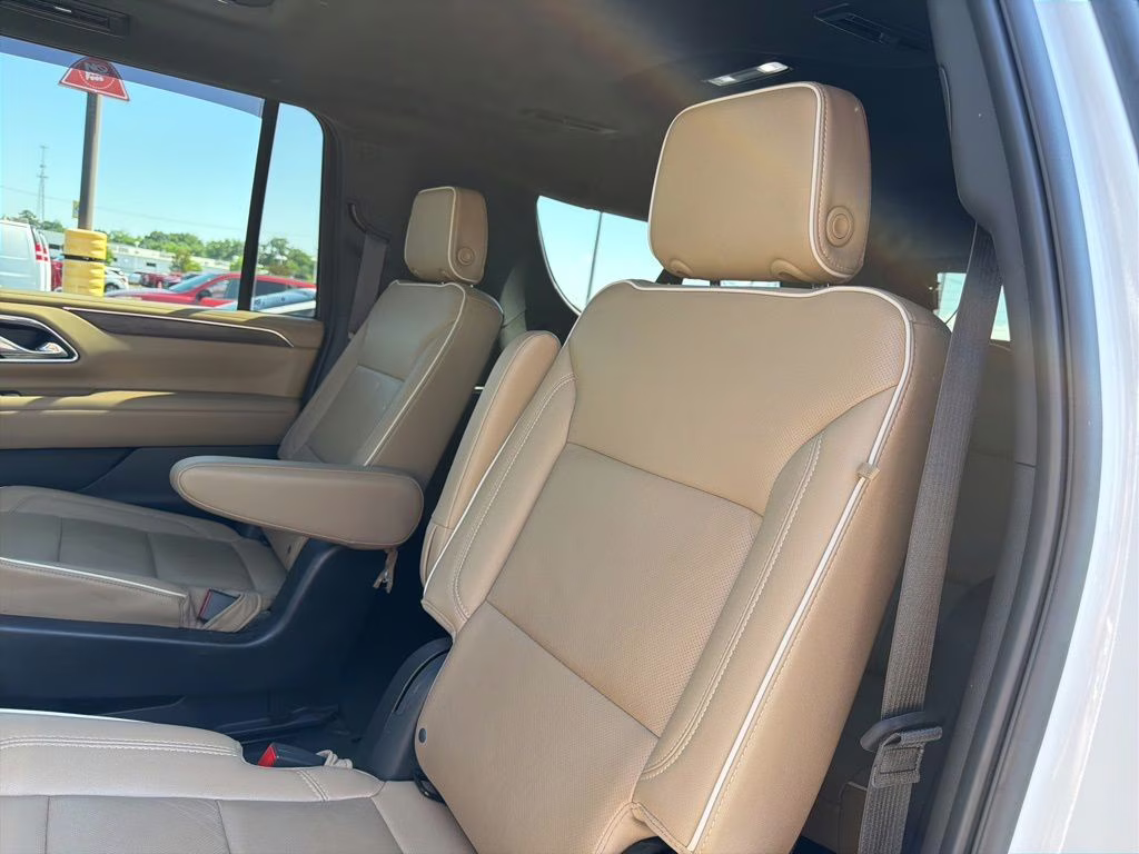 2023 Summit White Chevrolet Suburban Premier RWD SUV