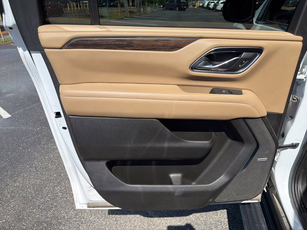 2023 Summit White Chevrolet Suburban Premier RWD SUV
