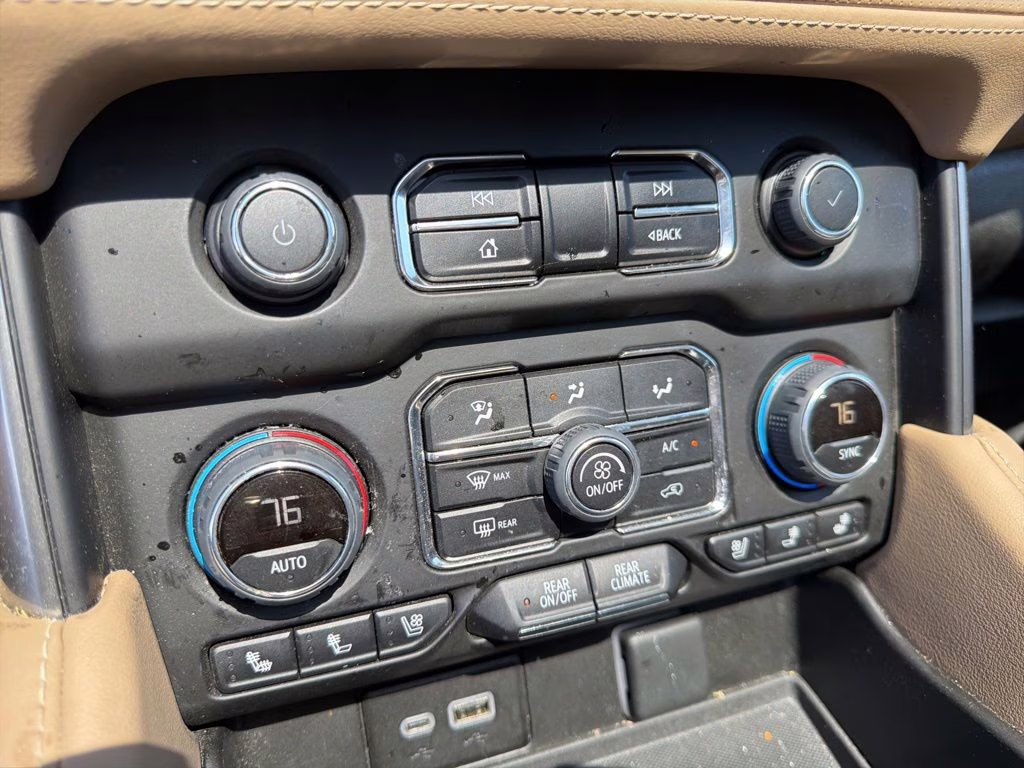 2023 Summit White Chevrolet Suburban Premier RWD SUV