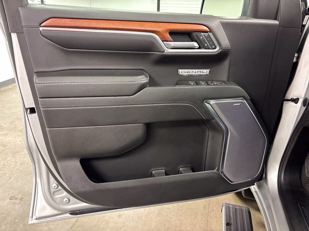 2022 Quicksilver Metallic GMC Sierra 1500 Denali 4X4 Truck