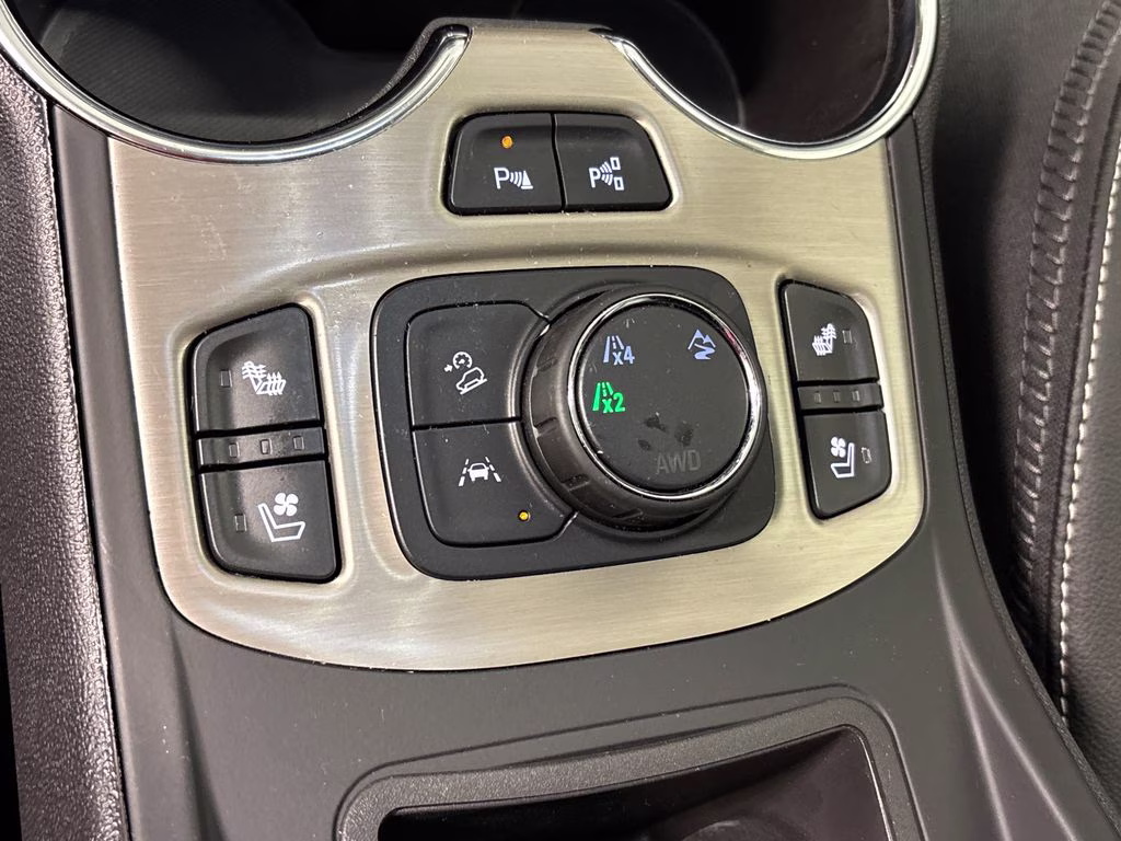 2024 Summit White GMC Terrain Denali AWD SUV