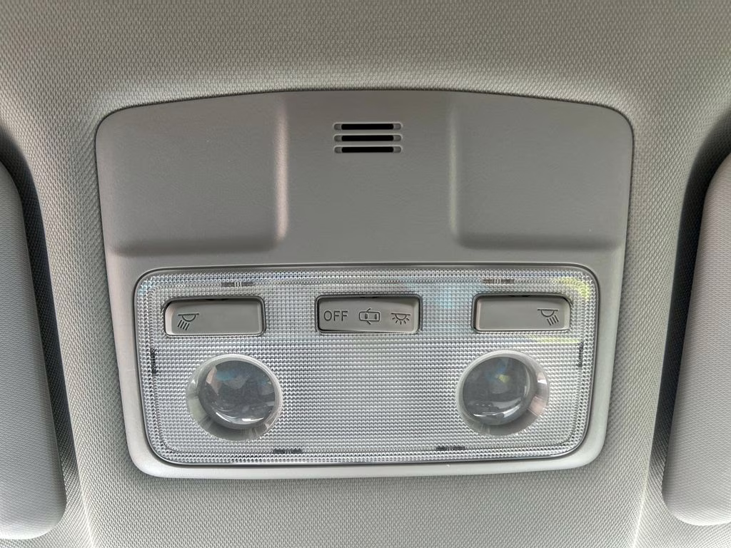 2015 Classic Silver Metallic Toyota RAV4 LE FWD SUV