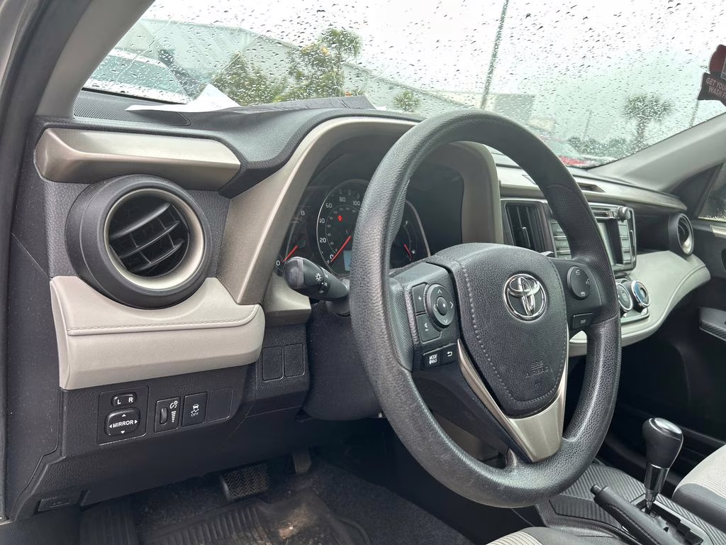 2015 Classic Silver Metallic Toyota RAV4 LE FWD SUV