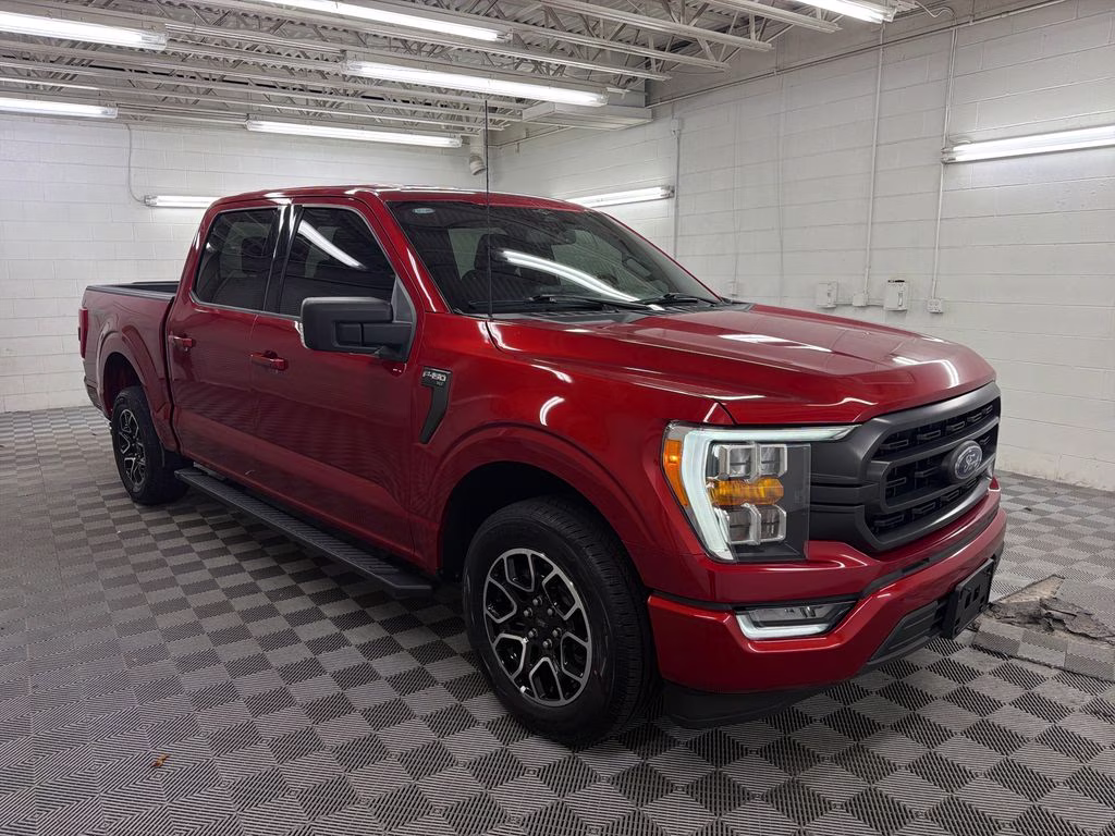 2023 Chili Pepper Red Ford F-150 XLT RWD Truck