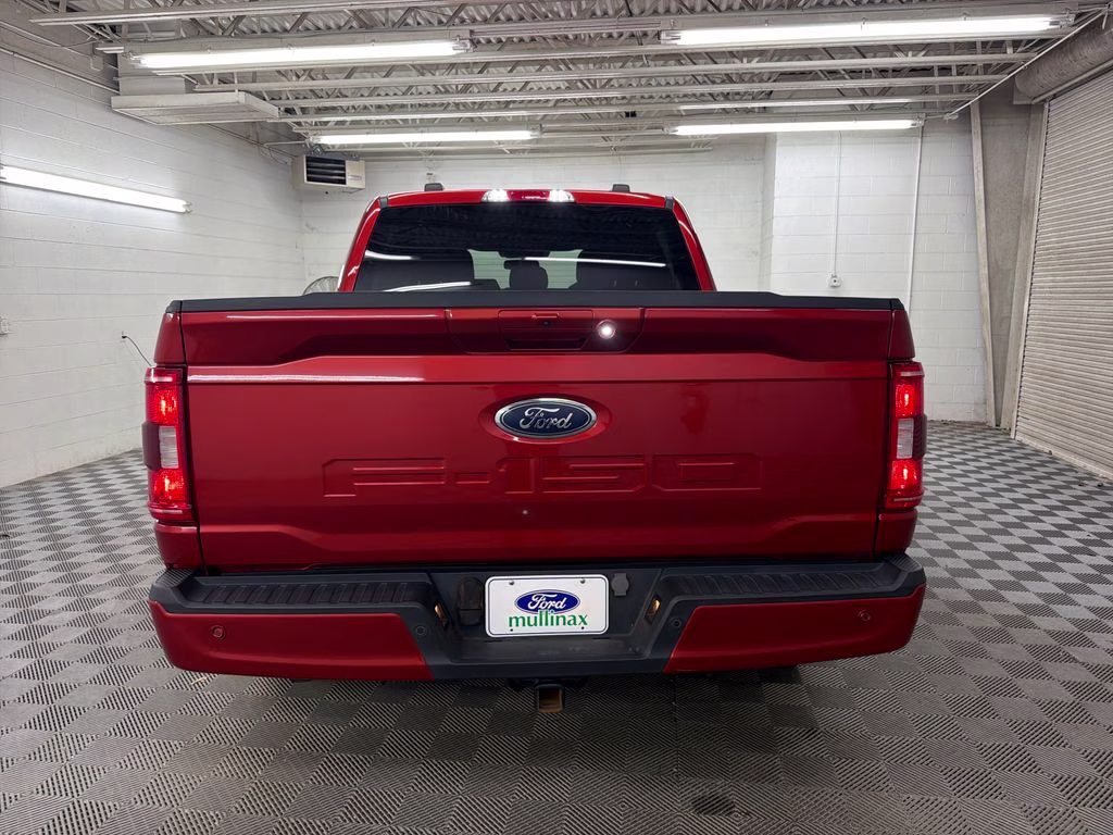 2023 Chili Pepper Red Ford F-150 XLT RWD Truck