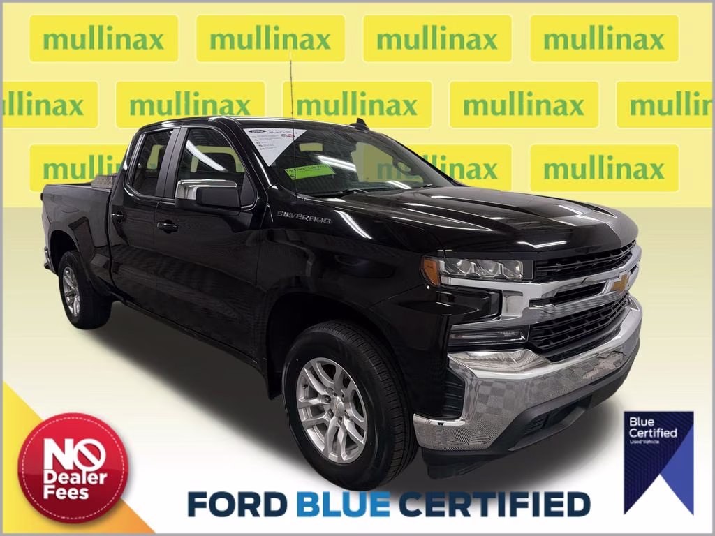 2020 Black Chevrolet Silverado 1500 LT RWD Truck