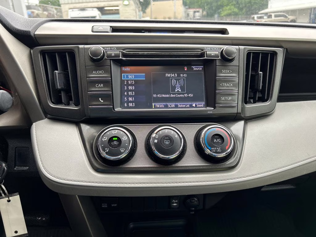 2015 Classic Silver Metallic Toyota RAV4 LE FWD SUV