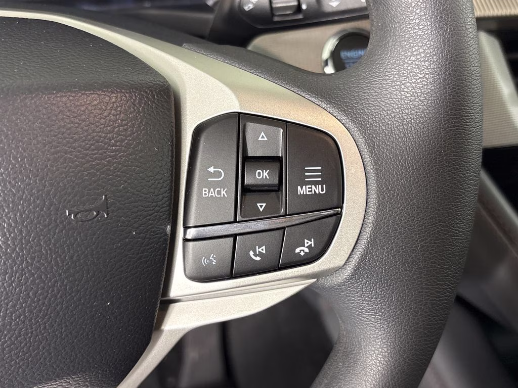 2026 Agate Black Metallic Ford Explorer Active RWD SUV