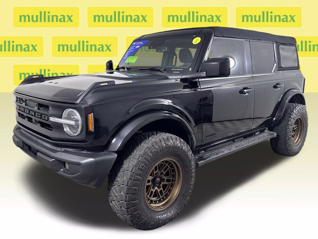 2024 Shadow Black Ford Bronco Outer Banks 4X4 SUV