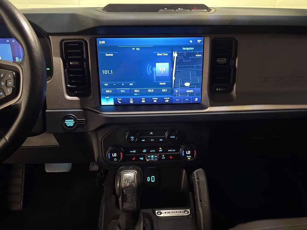 2024 Shadow Black Ford Bronco Outer Banks 4X4 SUV