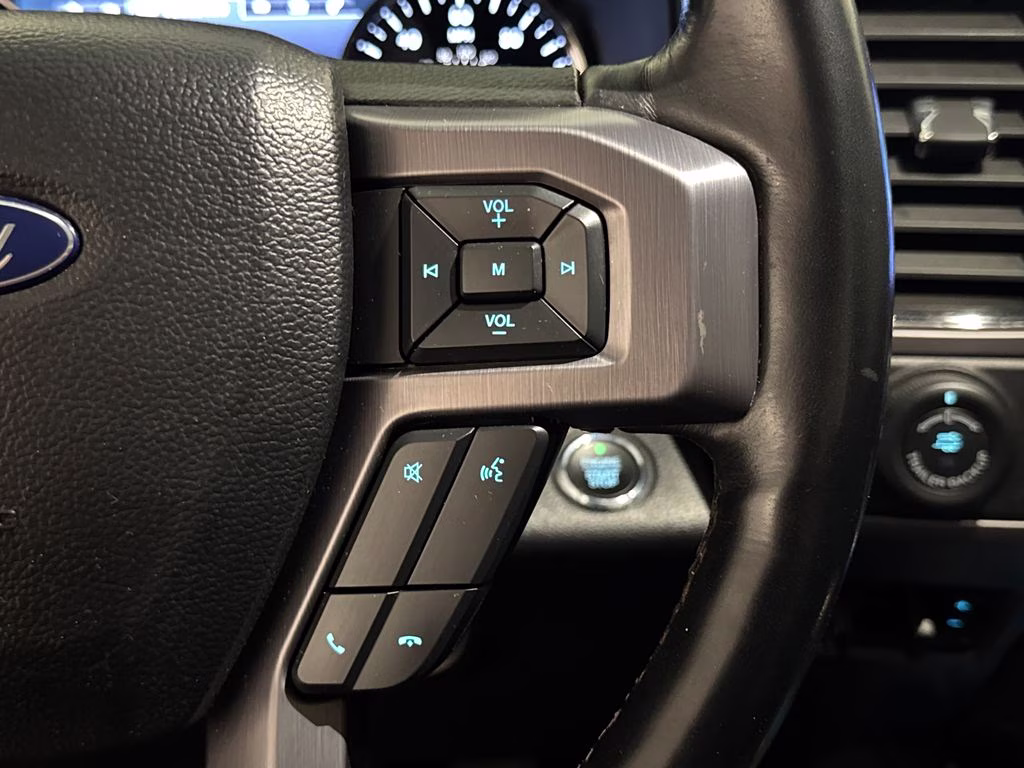 2021 Star White Metallic Tri-Coat Ford Expedition Max Platinum 4X4 SUV