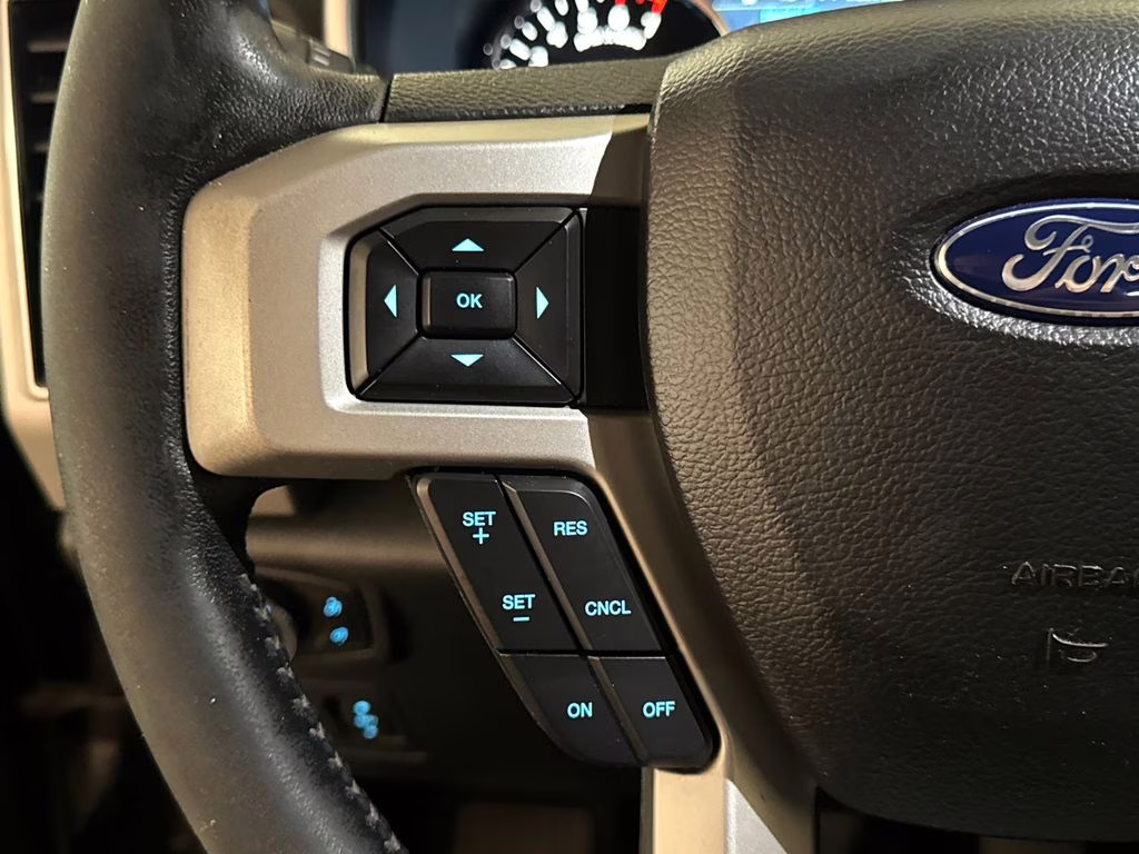 2019 Magnetic Ford F-150 Lariat RWD Truck