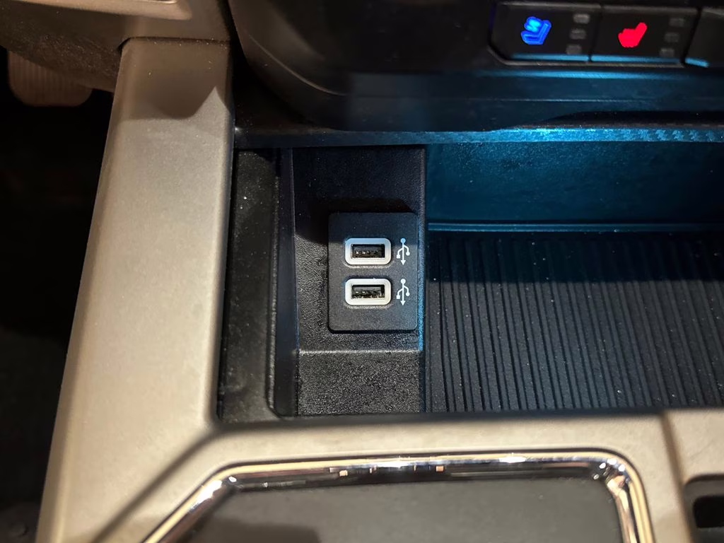 2019 Magnetic Ford F-150 Lariat RWD Truck