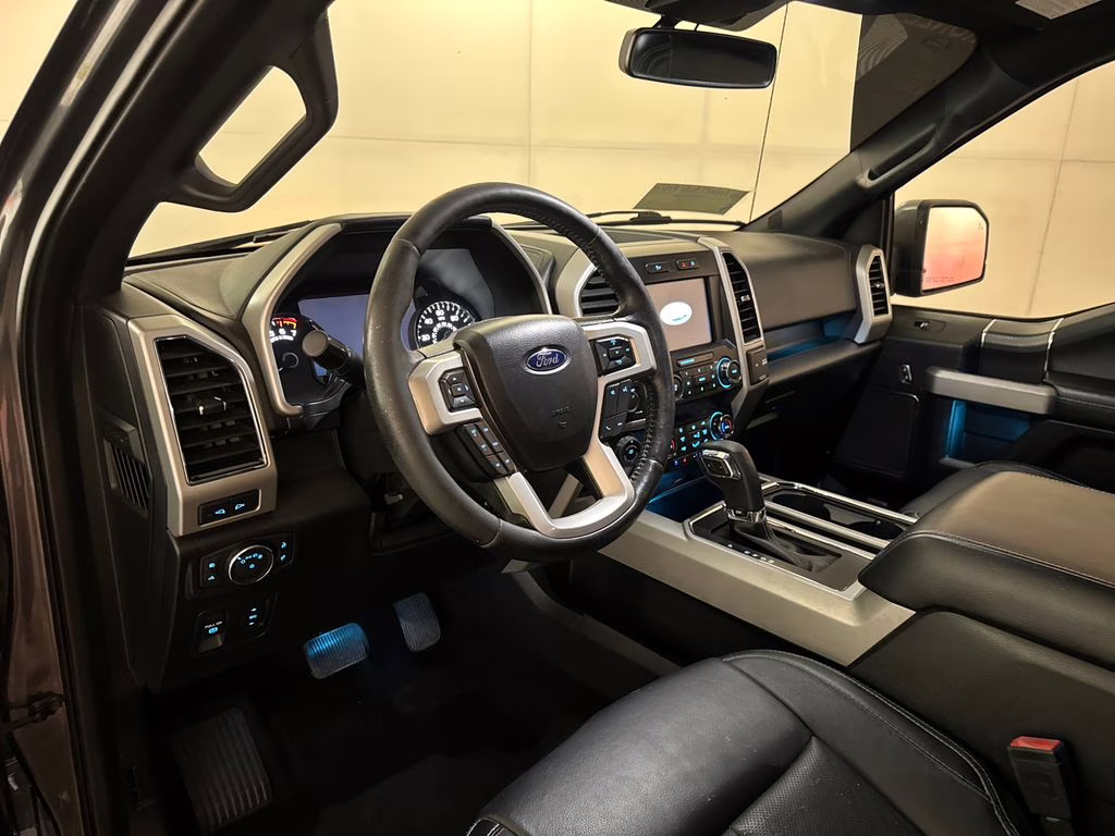 2019 Magnetic Ford F-150 Lariat RWD Truck