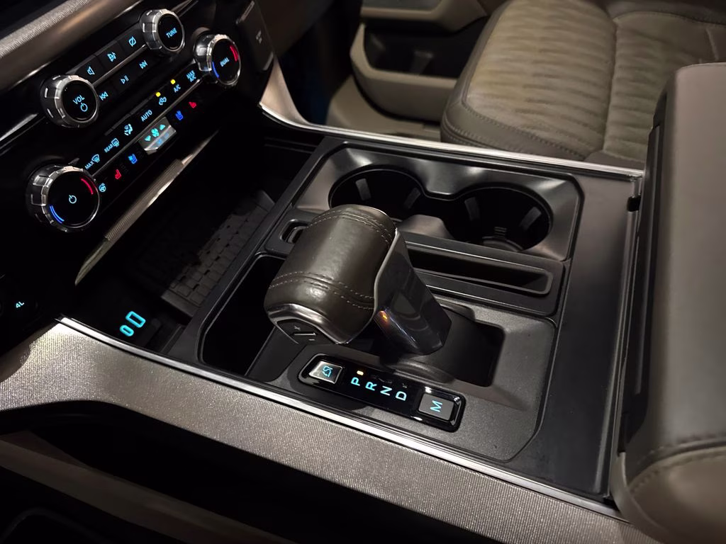2024 Agate Black Metallic Ford F-150 Platinum 4X4 Truck
