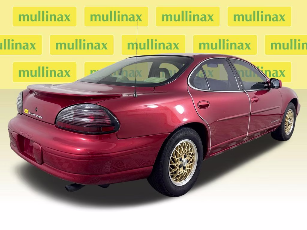 1998 Medium Red Metallic Pontiac Grand Prix SE FWD Sedan
