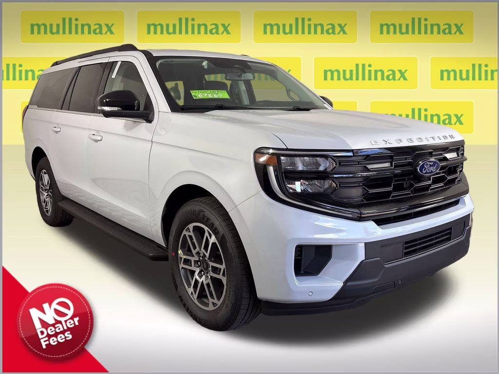 2026 Space Silver Metallic Ford Expedition Max Active RWD SUV