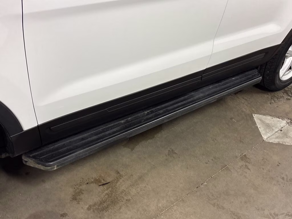 2018 Oxford White Ford Explorer Base 4X4 SUV