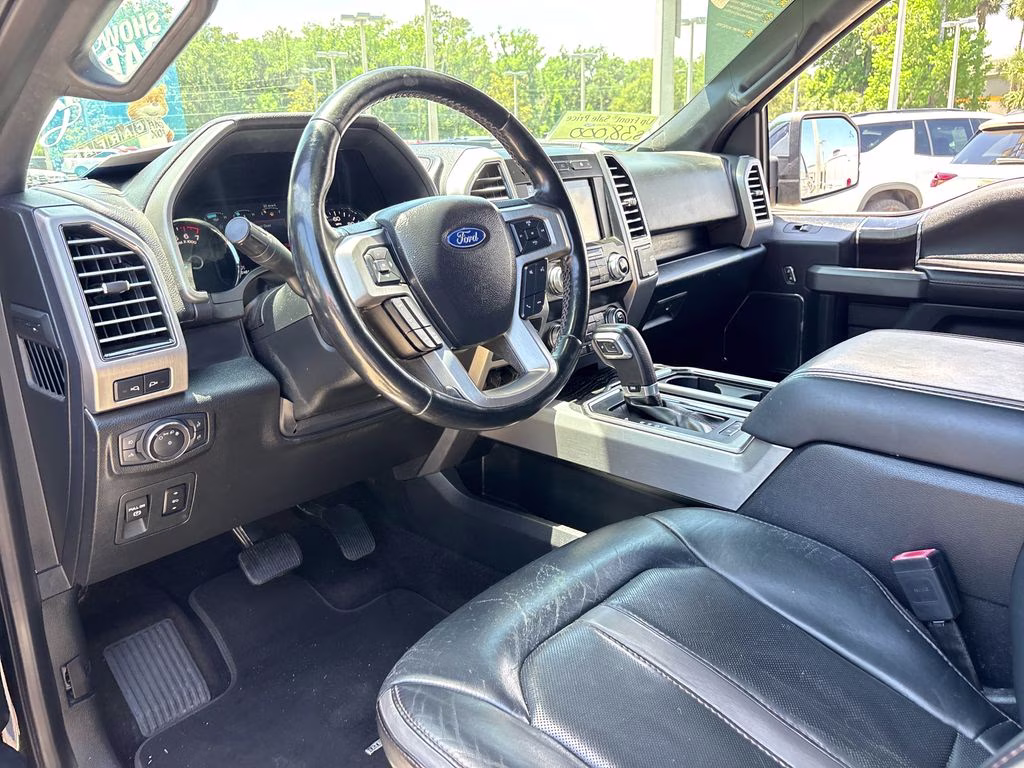 2019 Black Metallic Ford F-150 Platinum 4X4 Truck