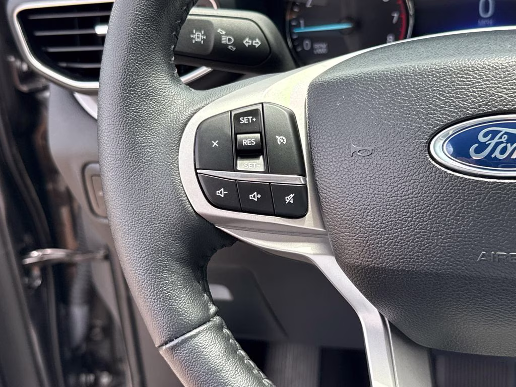 2024 Carbonized Gray Metallic Ford Explorer XLT RWD SUV