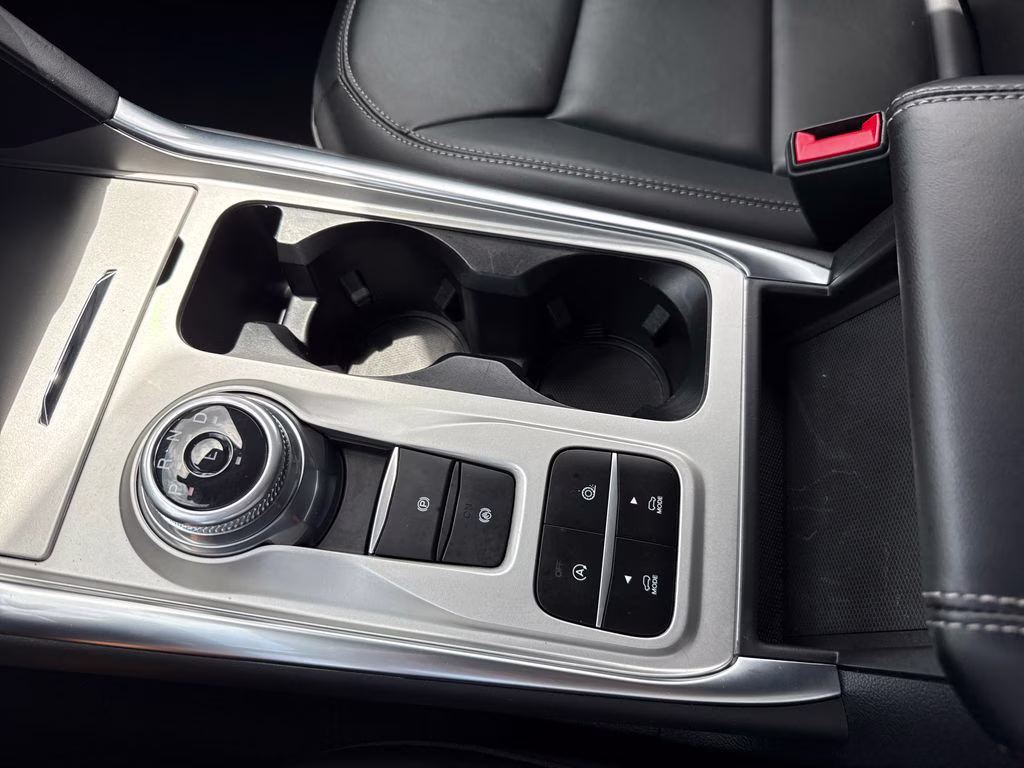 2024 Carbonized Gray Metallic Ford Explorer XLT RWD SUV