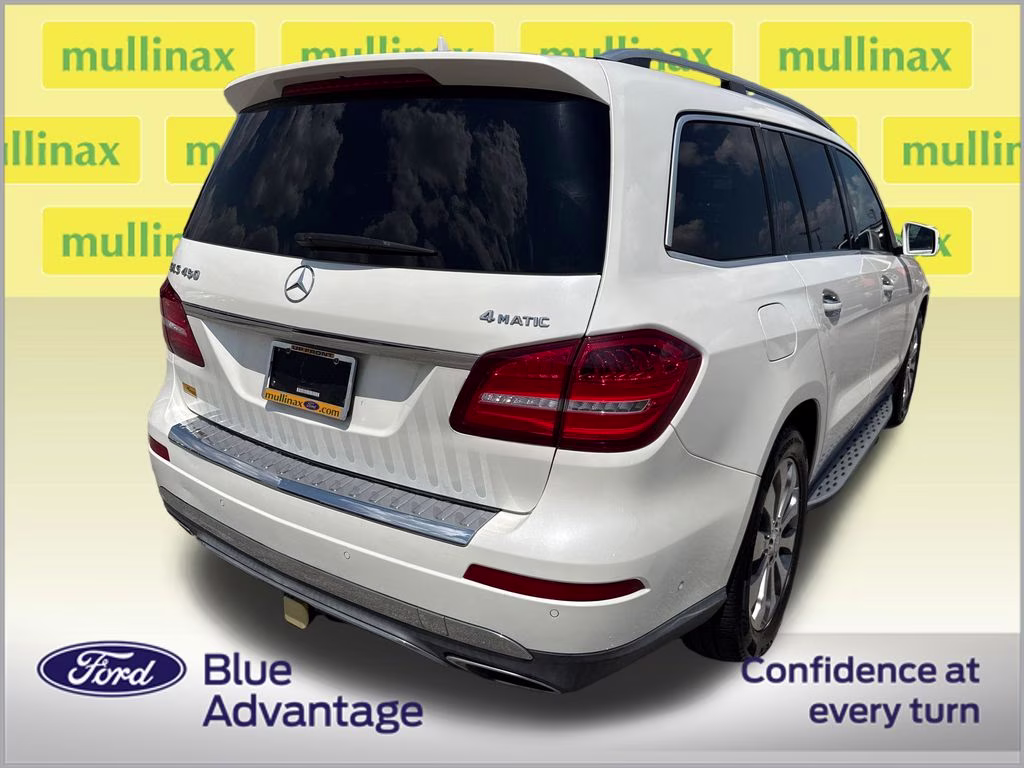 2017 designo Diamond White Metallic Mercedes-Benz GLS GLS 450 AWD SUV
