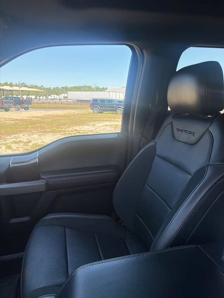 2019 Black Metallic Ford F-150 Raptor 4X4 Truck