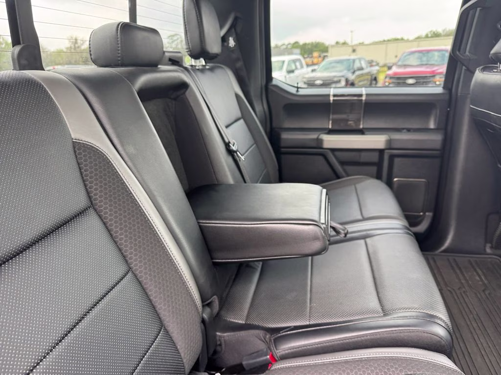 2019 Black Metallic Ford F-150 Raptor 4X4 Truck