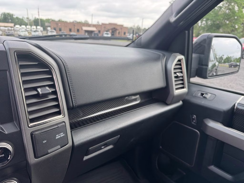 2019 Black Metallic Ford F-150 Raptor 4X4 Truck