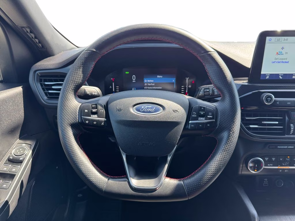 2024 Agate Black Metallic Ford Escape Hybrid ST-Line FWD SUV