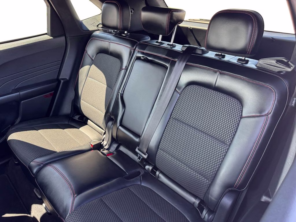 2024 Agate Black Metallic Ford Escape Hybrid ST-Line FWD SUV