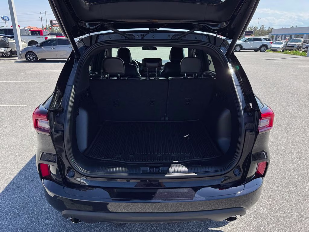 2024 Agate Black Metallic Ford Escape Hybrid ST-Line FWD SUV