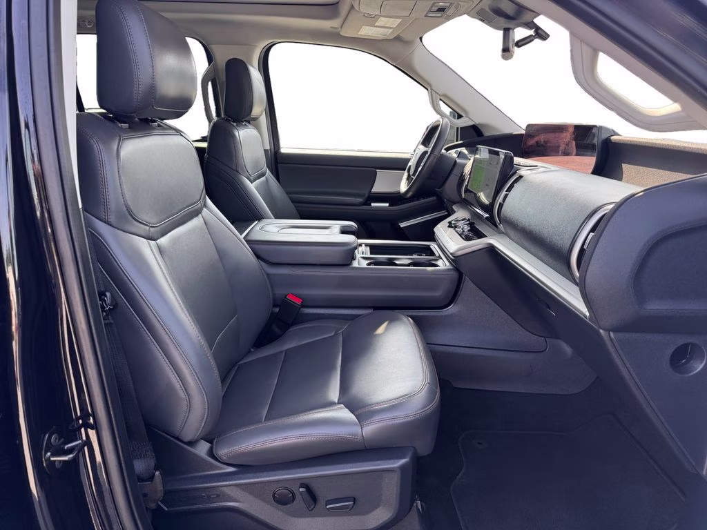 2025 Agate Black Metallic Ford Expedition Max Active 4X4 SUV