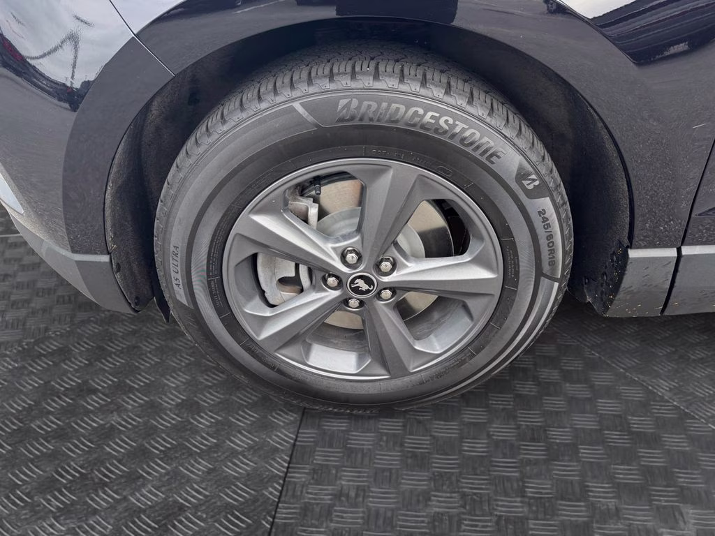 2023 Agate Black Metallic Ford Edge SEL AWD SUV