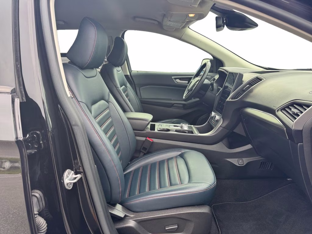 2023 Agate Black Metallic Ford Edge SEL AWD SUV