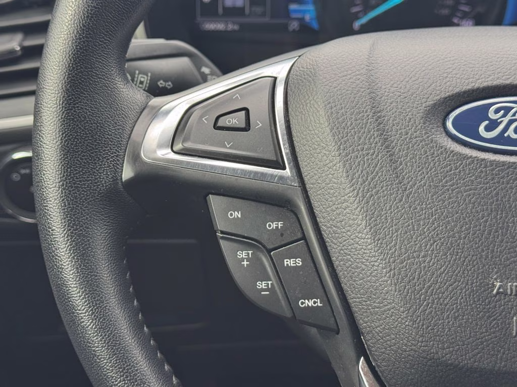2023 Agate Black Metallic Ford Edge SEL AWD SUV