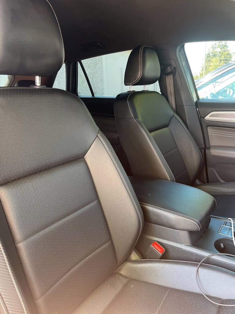 2023 Platinum Gray Metallic Volkswagen Atlas Cross Sport 2.0T SE AWD SUV