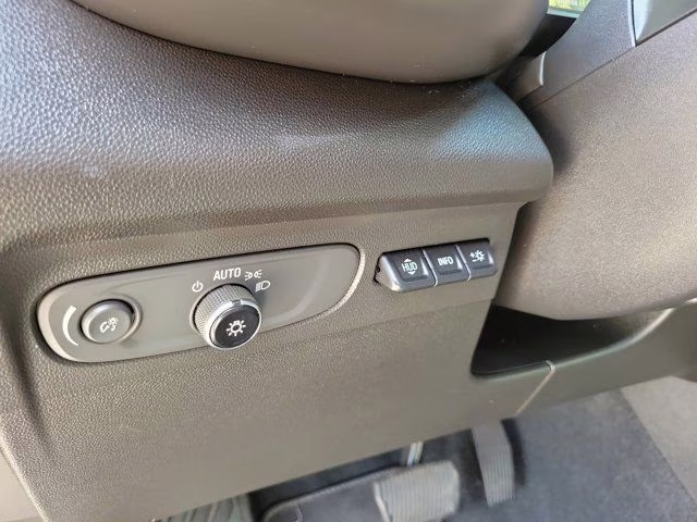 2021 Ebony Twilight Metallic Buick Envision Essence FWD SUV