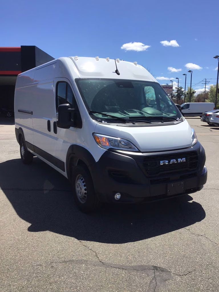 2026 Bright White Clearcoat Ram ProMaster 2500 High Roof FWD Van