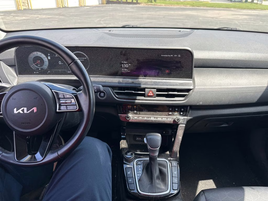 2024 Gravity Gray Kia Seltos EX AWD SUV