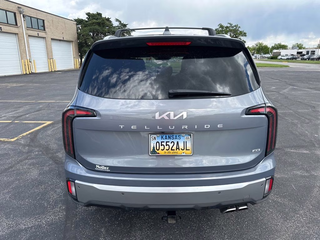 2023 Everlasting Silver Kia Telluride EX AWD SUV