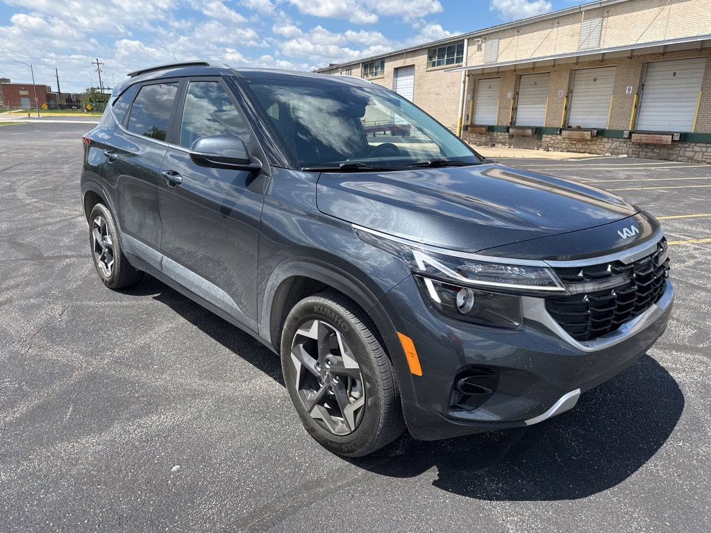 2024 Gravity Gray Kia Seltos EX AWD SUV