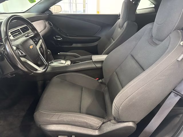 2015 Summit White Chevrolet Camaro 1LT RWD Coupe